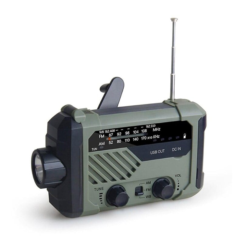 Radio survivaliste : choisir le bon matériel pour rester informé en cas de  catastrophe
