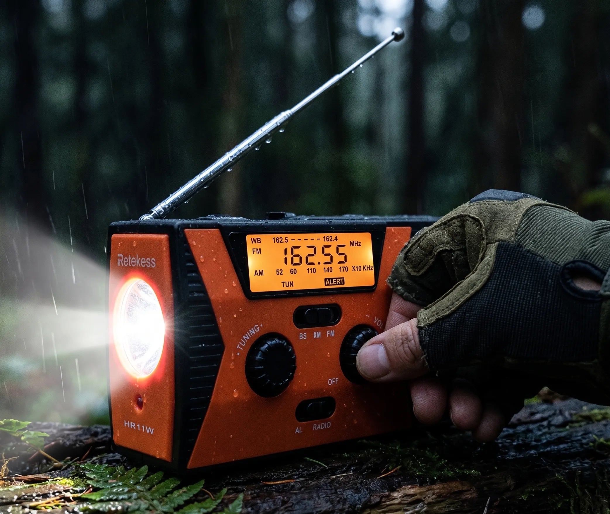 Radio de survie RETEKESS HR12W – vue 2